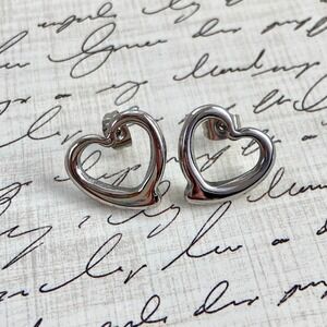 Titanium Stainless Steel Silver Tone Heart‎ Earrings